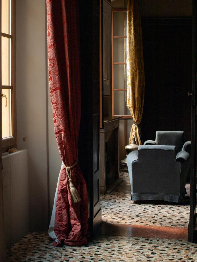XVIII Century Palazzo Ravenna Luaran gambar